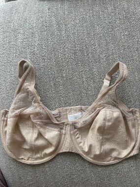Wacoal Beige Lace-Trim Underwire Bra